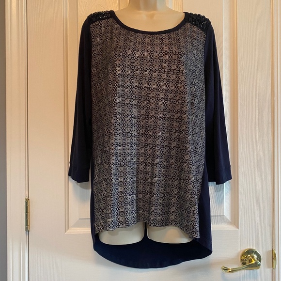 BUY 2 ITEMS GET 1 FREE - Chico’s Navy & Gold 3/4 Sleeve Blouse Sz 12/L - Picture 1 of 7